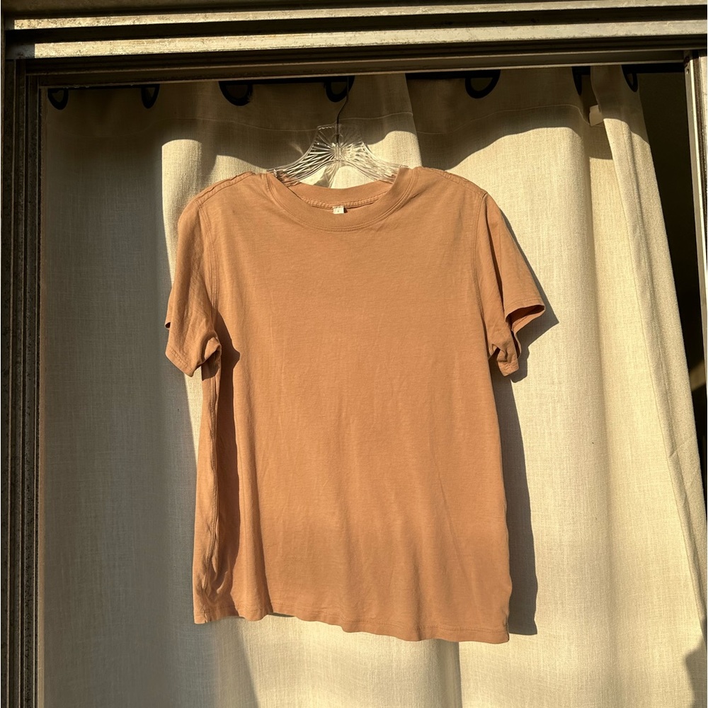 Lululemon comfy shirt